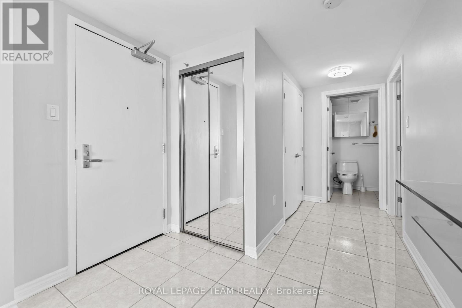1002 - 70 Landry Street, Ottawa, Ontario  K1L 0A8 - Photo 13 - X12398123