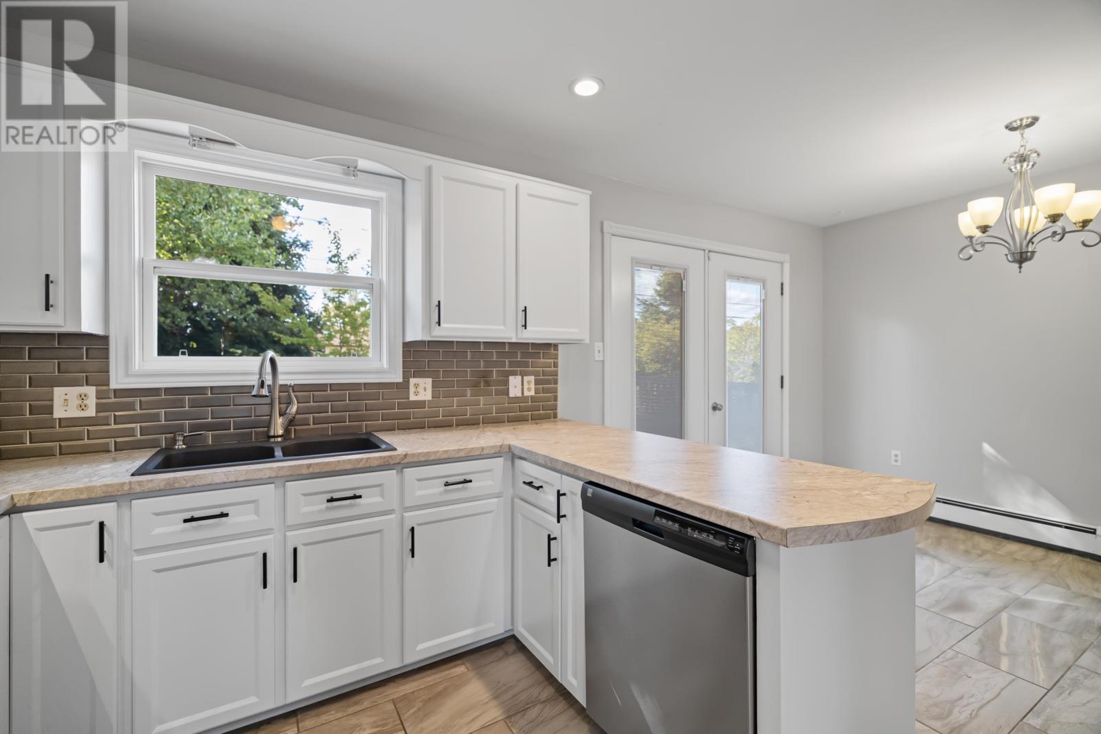 140 Westridge Crescent, Hillsboro, Prince Edward Island  C1A 9E7 - Photo 11 - 202523078