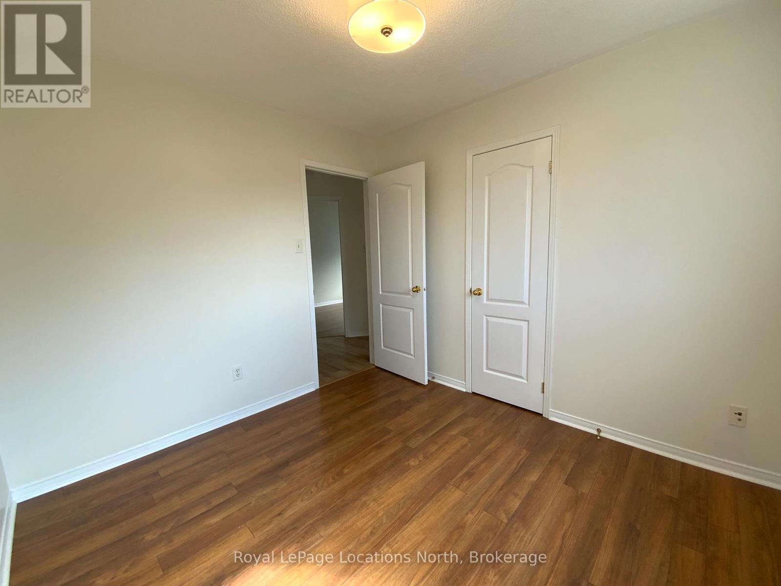 210 Quebec Street, Clearview (Stayner), Ontario  L0M 1S0 - Photo 13 - S12398136