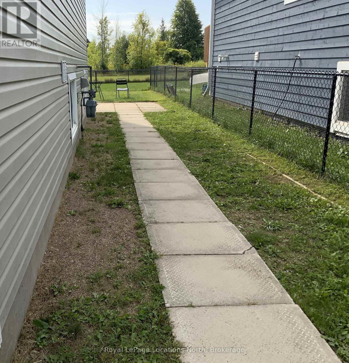 210 Quebec Street, Clearview (Stayner), Ontario  L0M 1S0 - Photo 22 - S12398136