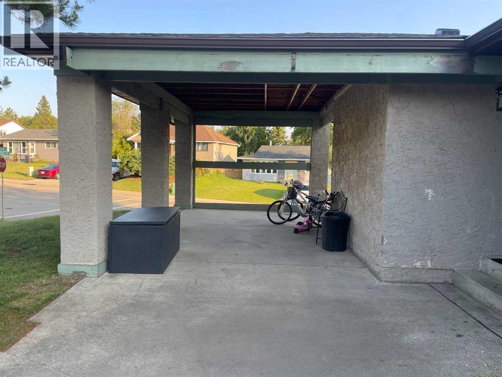 Property at 2 Garden Court image 5