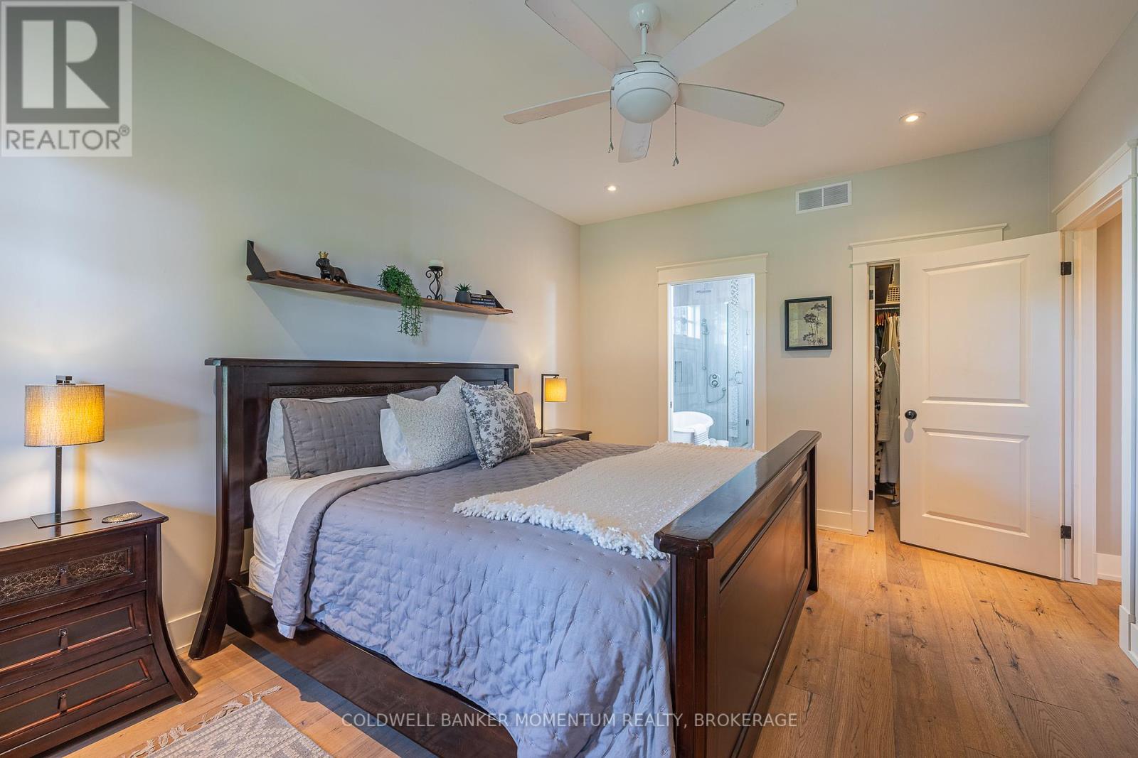 465 Line 2 Road, Niagara-On-The-Lake, Ontario  L0S 1J0 - Photo 11 - X12397994