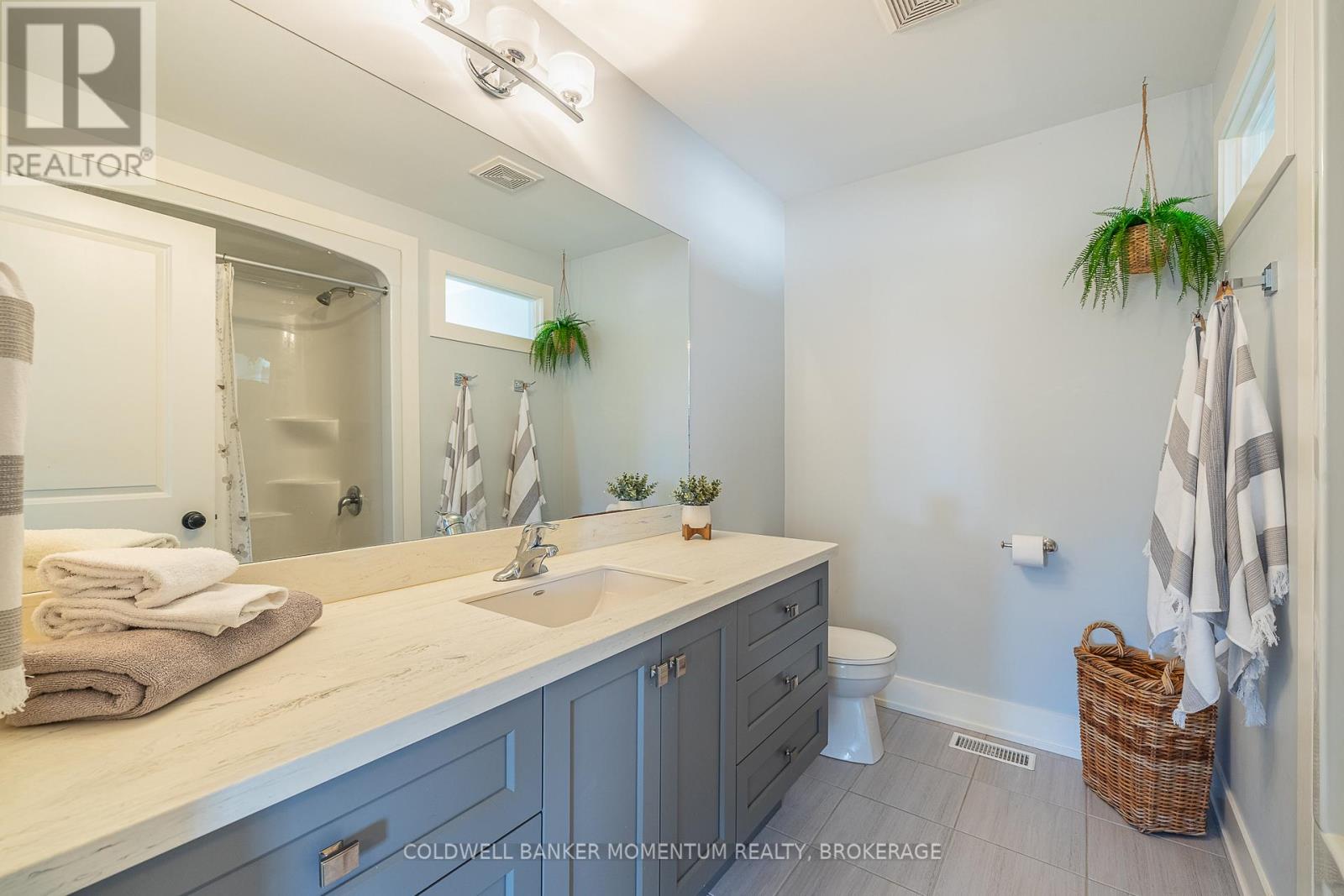 465 Line 2 Road, Niagara-On-The-Lake, Ontario  L0S 1J0 - Photo 25 - X12397994