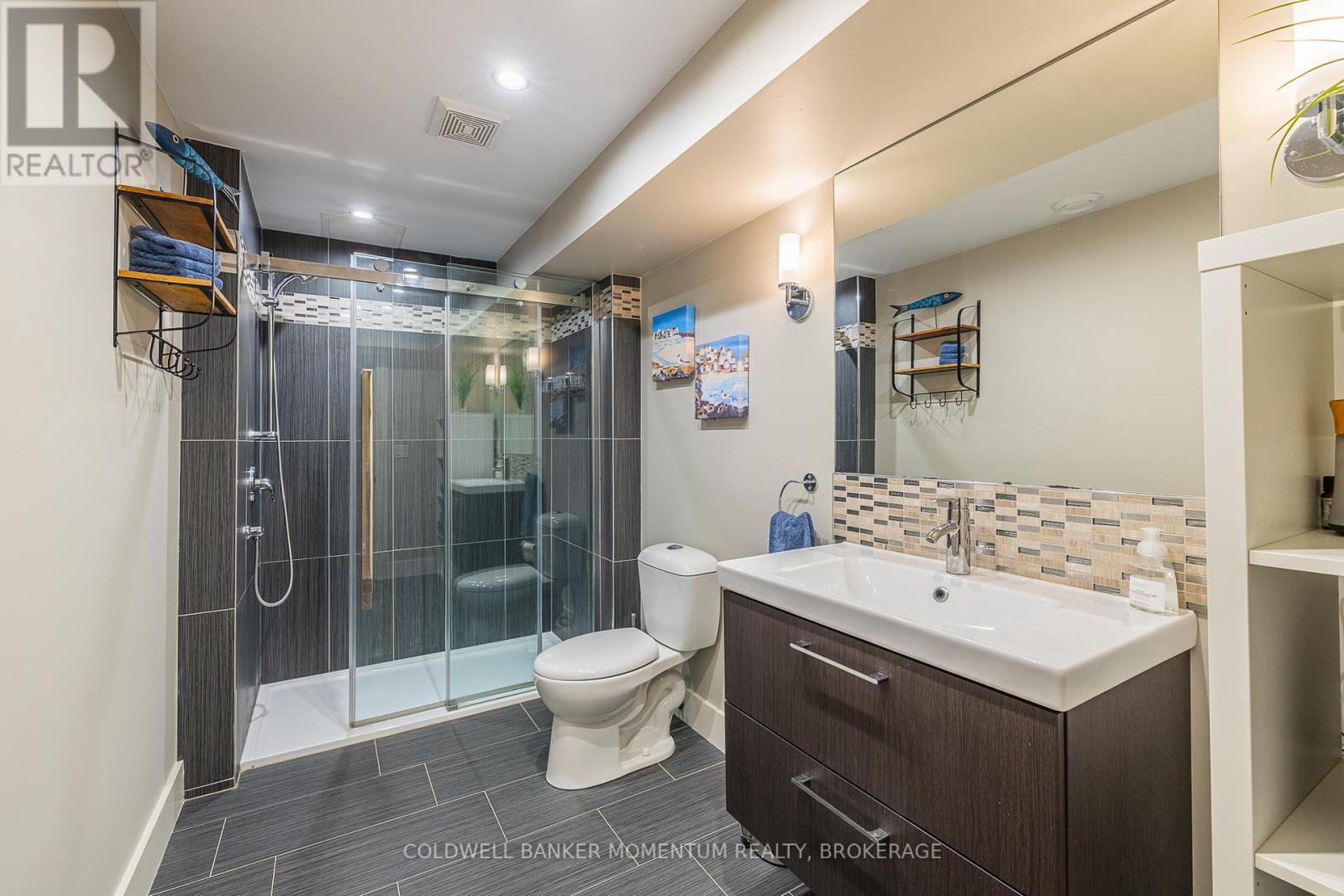 465 Line 2 Road, Niagara-On-The-Lake, Ontario  L0S 1J0 - Photo 32 - X12397994