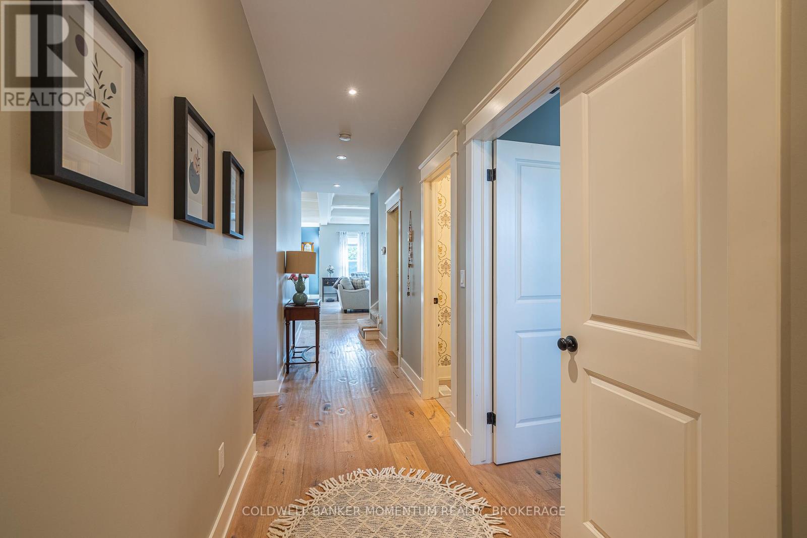 465 Line 2 Road, Niagara-On-The-Lake, Ontario  L0S 1J0 - Photo 7 - X12397994