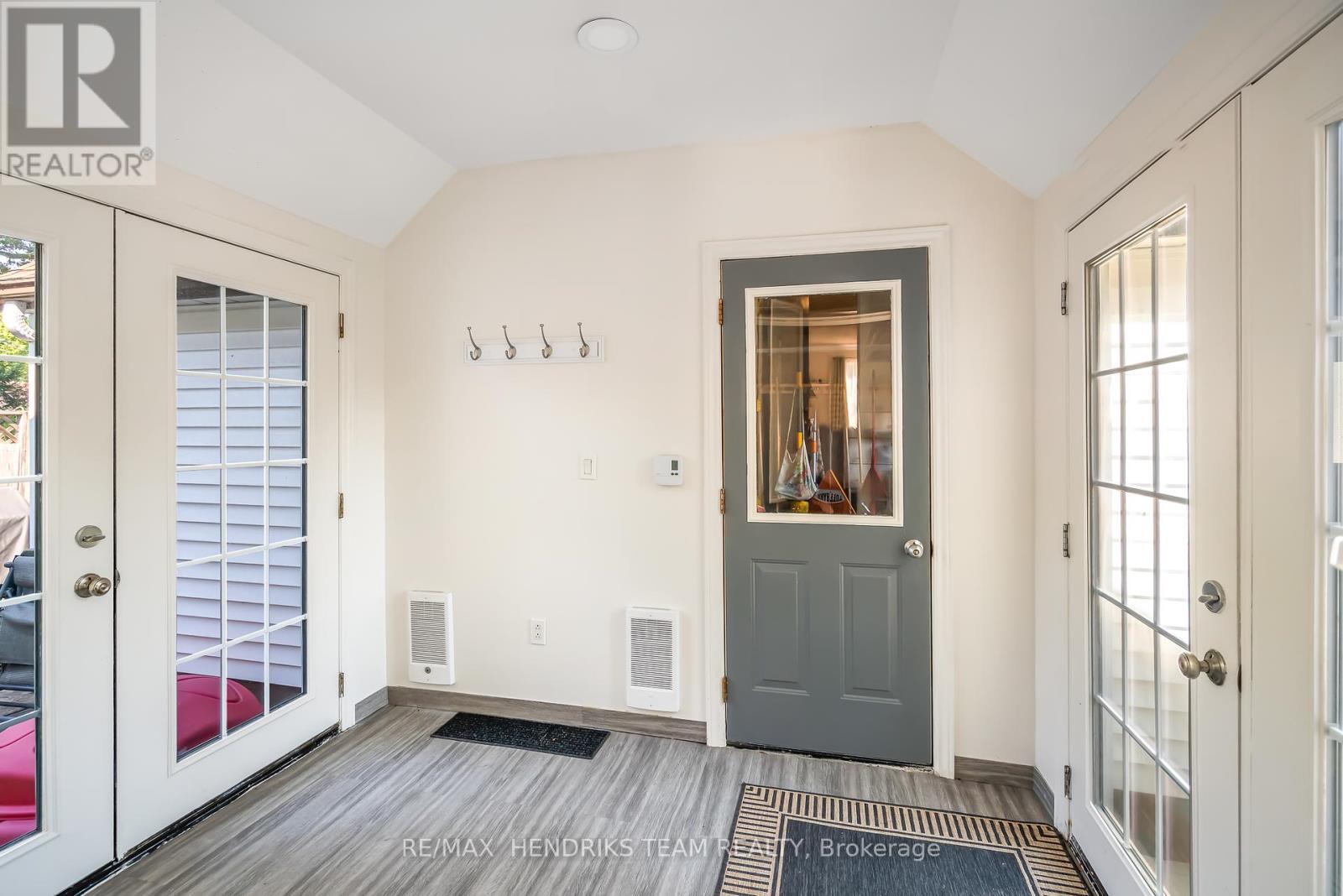 1 Walker Avenue, St. Catharines, Ontario  L2N 3L5 - Photo 24 - X12398003