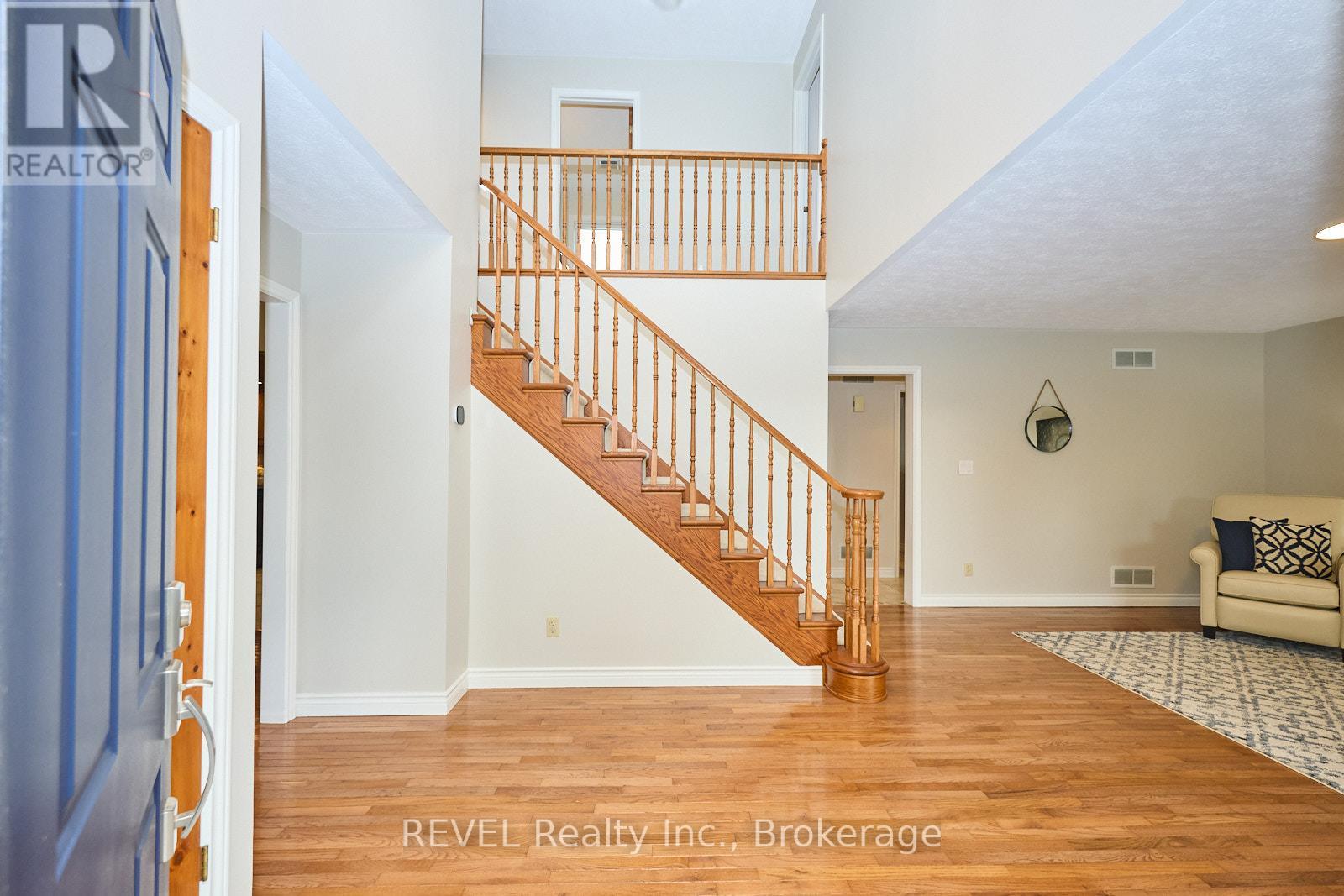 354 Doan's Ridge Road, Welland, Ontario  L3B 5N7 - Photo 9 - X12398016