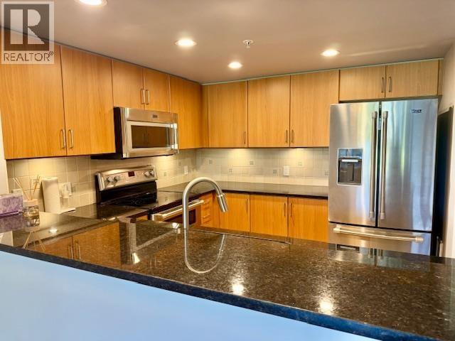 407 295 Guildford Way, Port Moody, British Columbia  V3H 5N3 - Photo 15 - R3046285