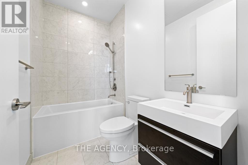 4506 - 39 Roehampton Avenue, Toronto, Ontario  M4P 0G1 - Photo 7 - C12397943