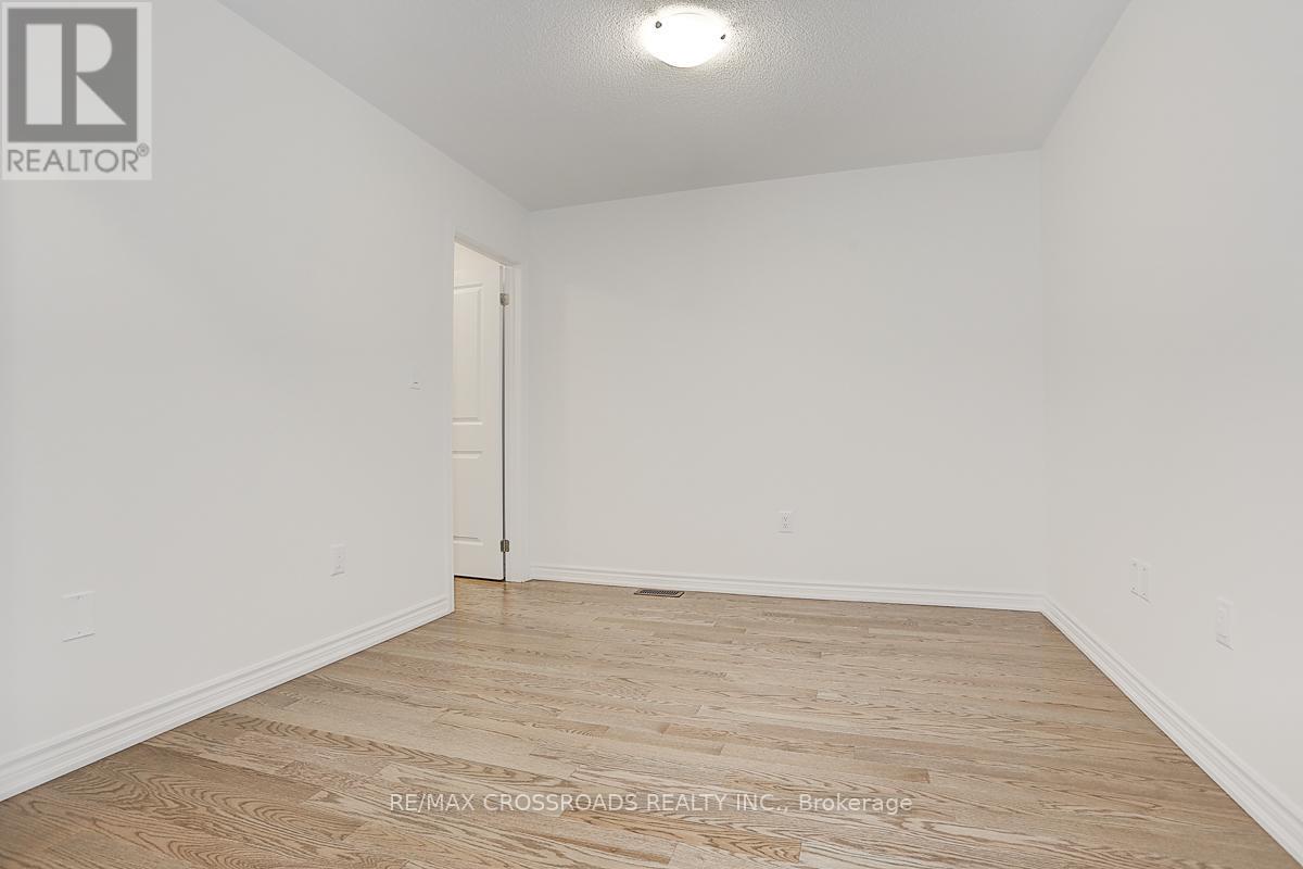 53 Velvet Drive, Whitby, Ontario  L1P 0P6 - Photo 33 - E12397882