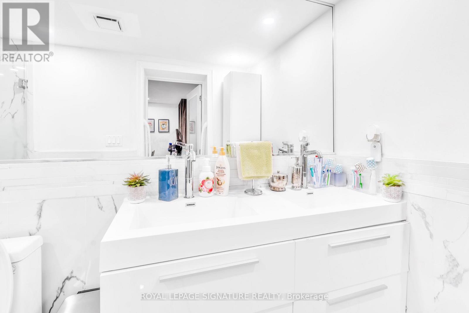 88 Olsen Drive, Toronto, Ontario  M3A 3J3 - Photo 18 - C12391578