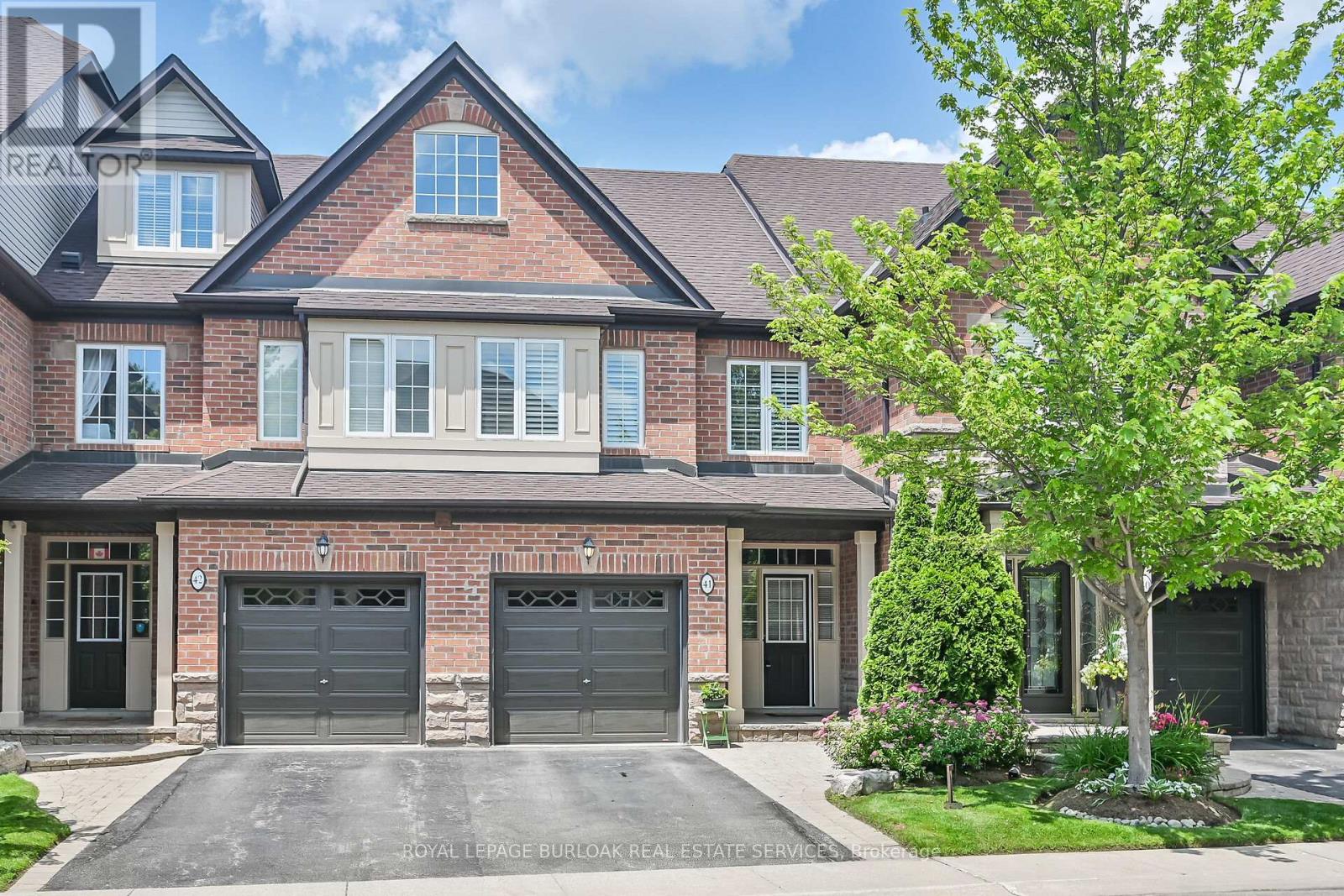 41 - 300 RAVINEVIEW WAY, Oakville, Ontario