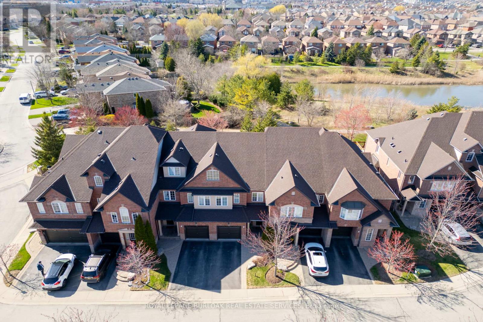 41 - 300 Ravineview Way, Oakville, Ontario  L6H 7J2 - Photo 43 - W12395100