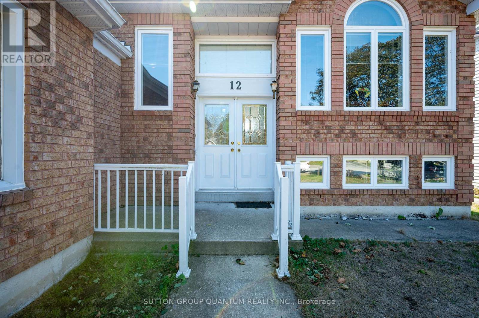 12 Langevin Drive, Wasaga Beach, Ontario  L9Z 1C6 - Photo 7 - S12397924