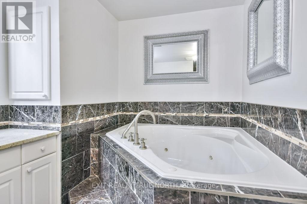 28 Nicholson Crescent, Springwater, Ontario  L9X 0G9 - Photo 29 - S12397936
