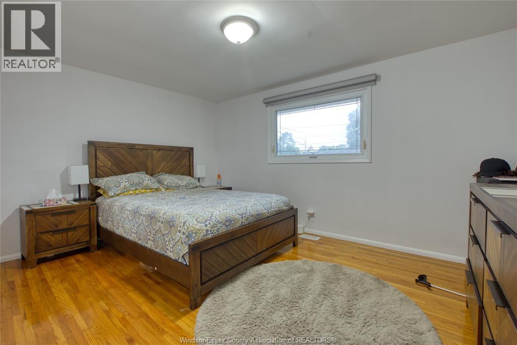 881 Lounsborough, Windsor, Ontario  N9G 1G2 - Photo 6 - 25023097