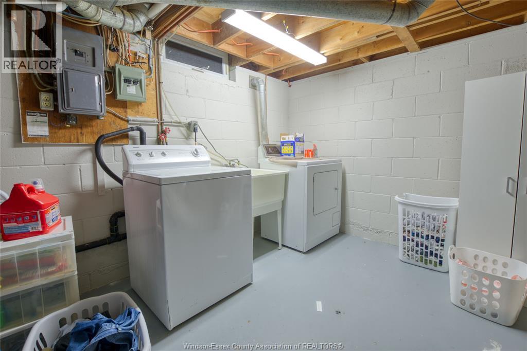 881 Lounsborough, Windsor, Ontario  N9G 1G2 - Photo 19 - 25023097
