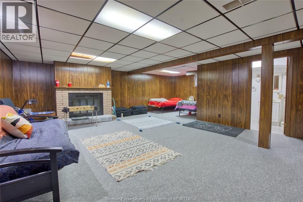 881 Lounsborough, Windsor, Ontario  N9G 1G2 - Photo 15 - 25023097
