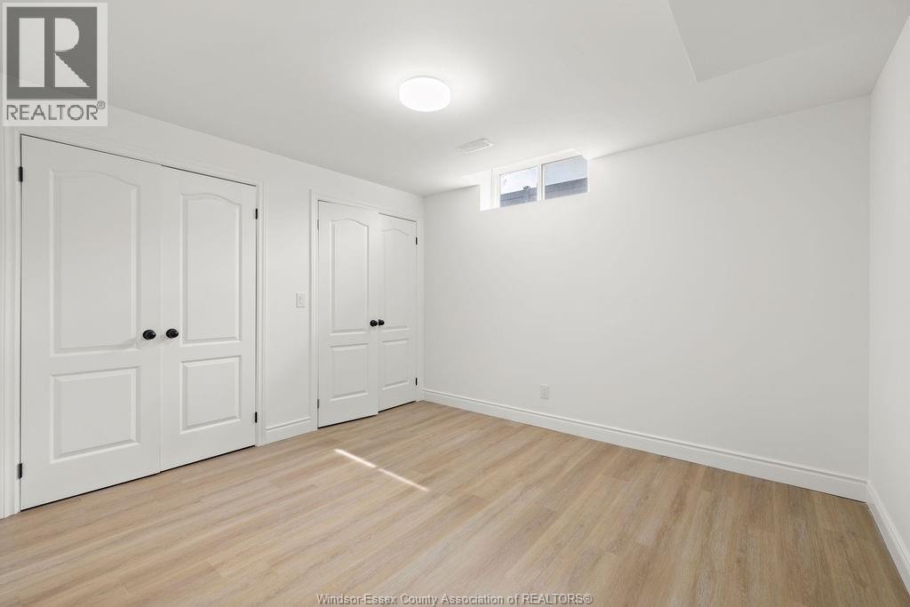 400 Thompson Avenue, Amherstburg, Ontario  N9V 4B6 - Photo 9 - 25023185