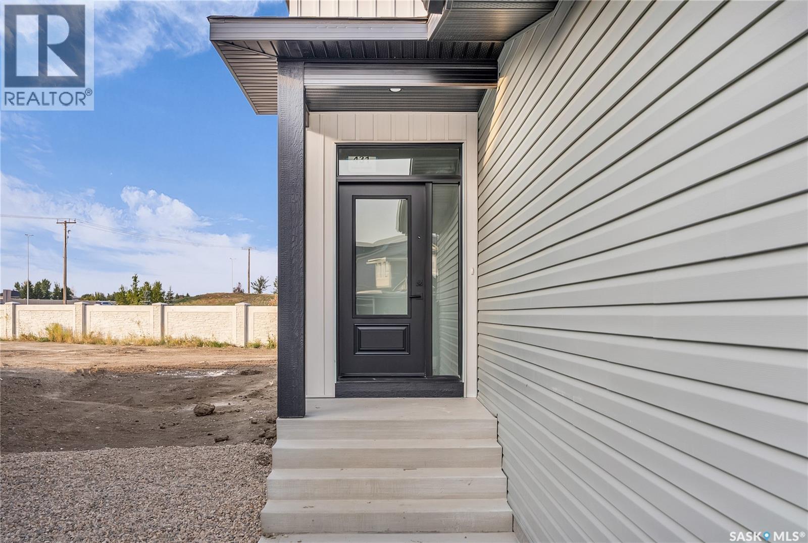 431 Doran Crescent, Saskatoon, Saskatchewan  S7V 0T9 - Photo 3 - SK018171