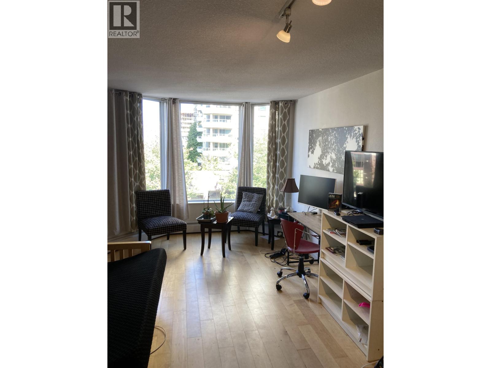 411 1330 Burrard Street, Vancouver, British Columbia  V6Z 2B8 - Photo 2 - R3032918