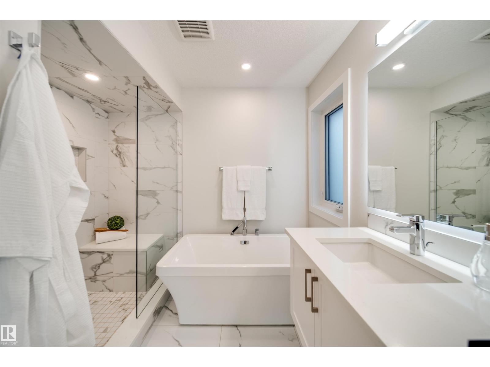 14005 105 Av Nw, Edmonton, Alberta  T5N 0Z1 - Photo 23 - E4457289