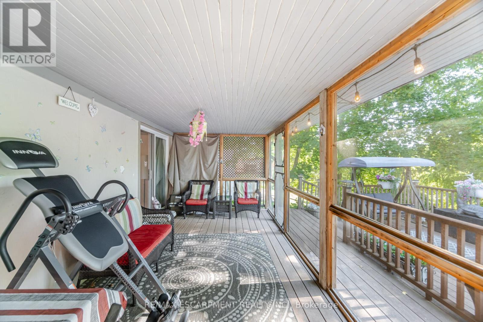 70 Cobblehill Road, Halton Hills, Ontario  L6X 1X3 - Photo 35 - W12397928