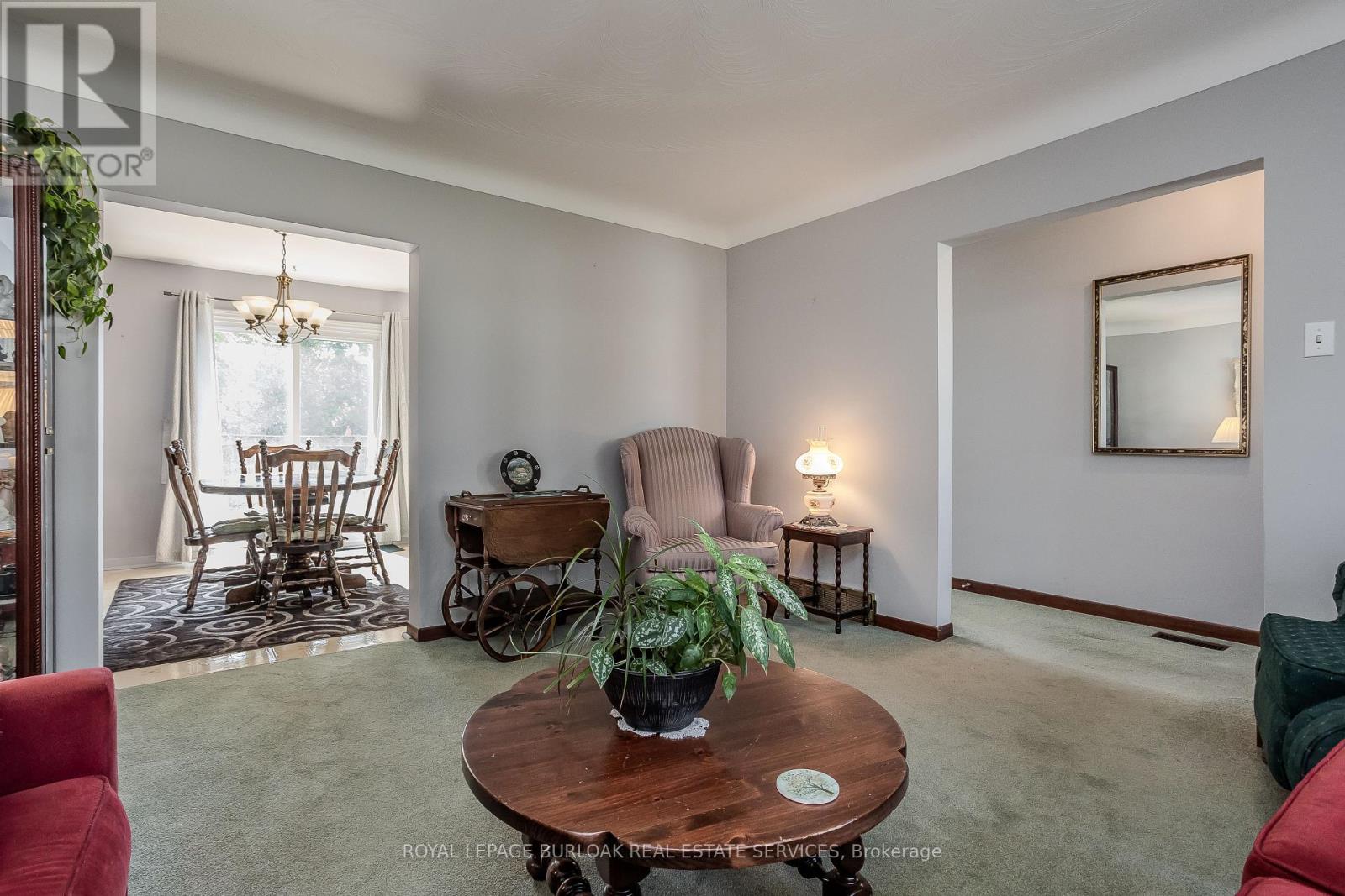 1254 Treeland Street, Burlington, Ontario  L7R 3T6 - Photo 11 - W12397931