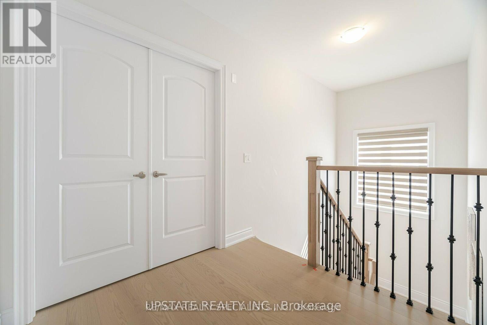 98 Raspberry Ridge Avenue, Caledon (Caledon East), Ontario  L7C 4M9 - Photo 15 - W12397939