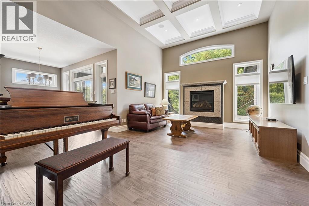 Property at 609 PELHAM Street image 3