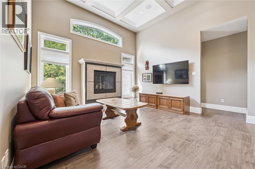 Property at 609 PELHAM Street image 4