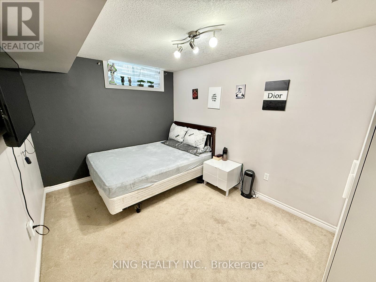 196 Crimson Crescent, London East, Ontario  N5W 6G1 - Photo 6 - X12397927