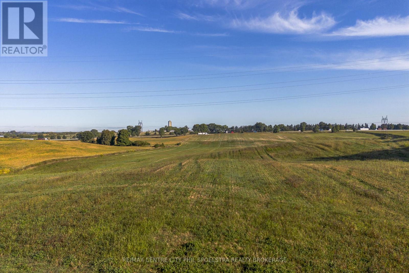 4514 Cromarty Drive, Thames Centre, Ontario  N0L 1V0 - Photo 20 - X12398161