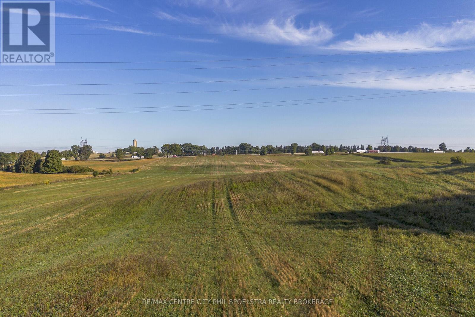 4514 Cromarty Drive, Thames Centre, Ontario  N0L 1V0 - Photo 22 - X12398161
