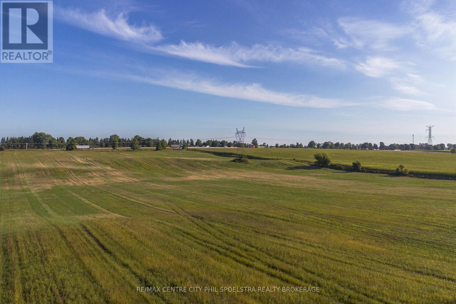 4514 Cromarty Drive, Thames Centre, Ontario  N0L 1V0 - Photo 28 - X12398161
