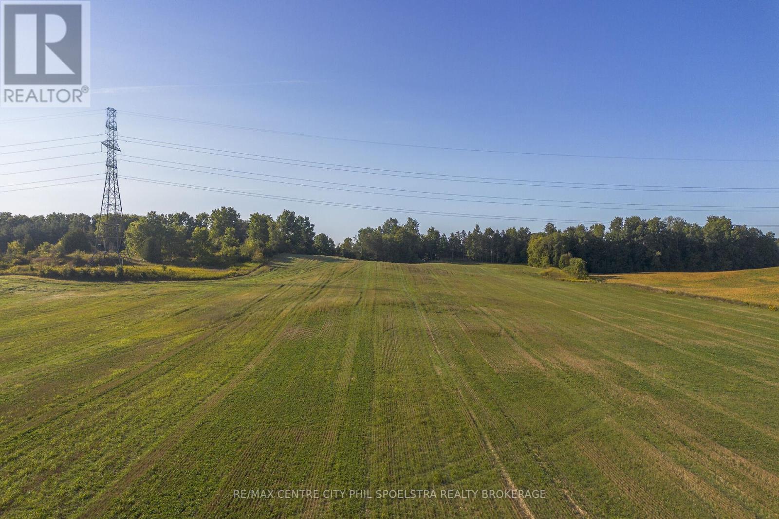 4514 Cromarty Drive, Thames Centre, Ontario  N0L 1V0 - Photo 32 - X12398161