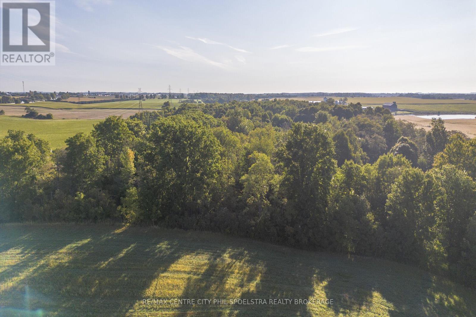 4514 Cromarty Drive, Thames Centre, Ontario  N0L 1V0 - Photo 36 - X12398161