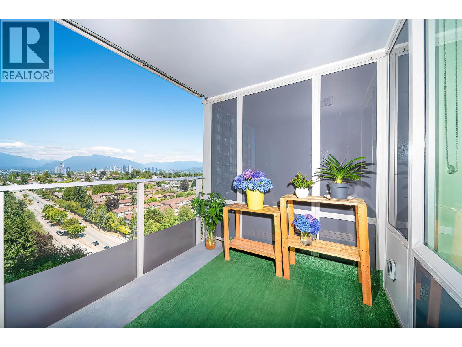 1703 5515 Boundary Road, Vancouver, British Columbia  V5R 0E5 - Photo 14 - R3031158