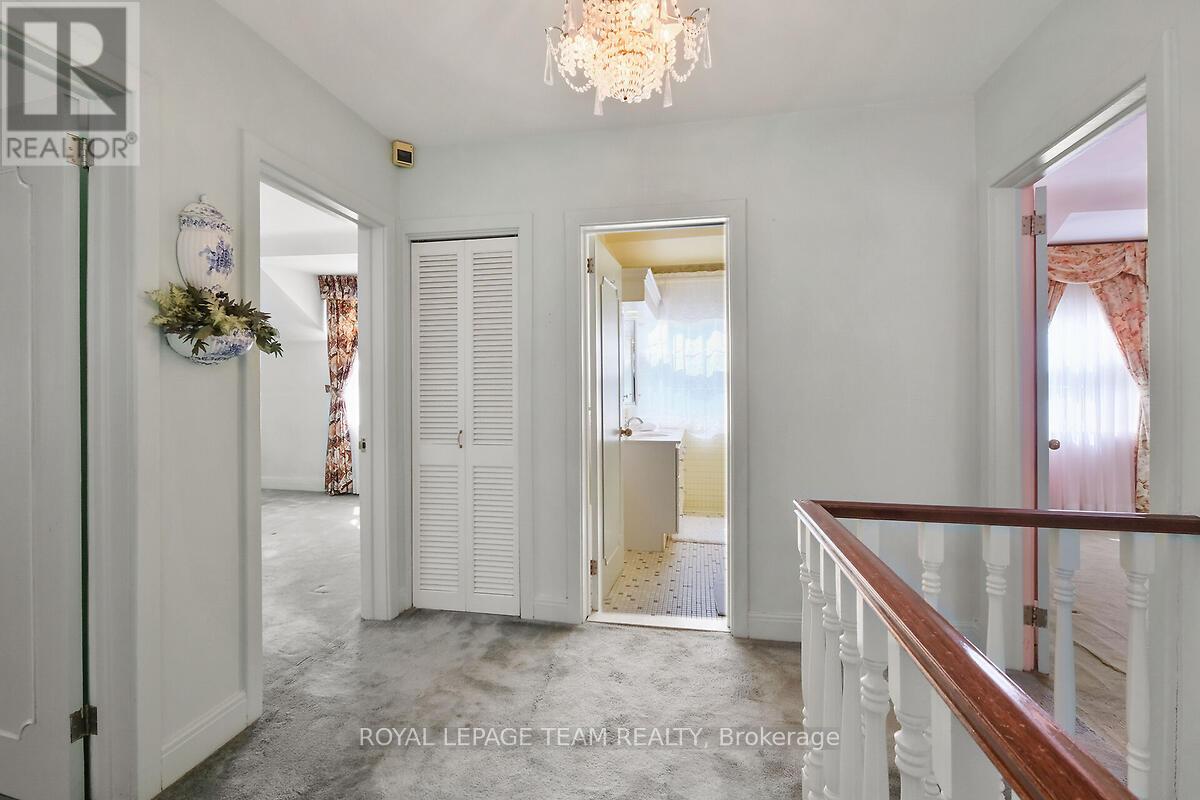 123 Ivy Crescent, Ottawa, Ontario  K1M 1Y1 - Photo 22 - X12398138