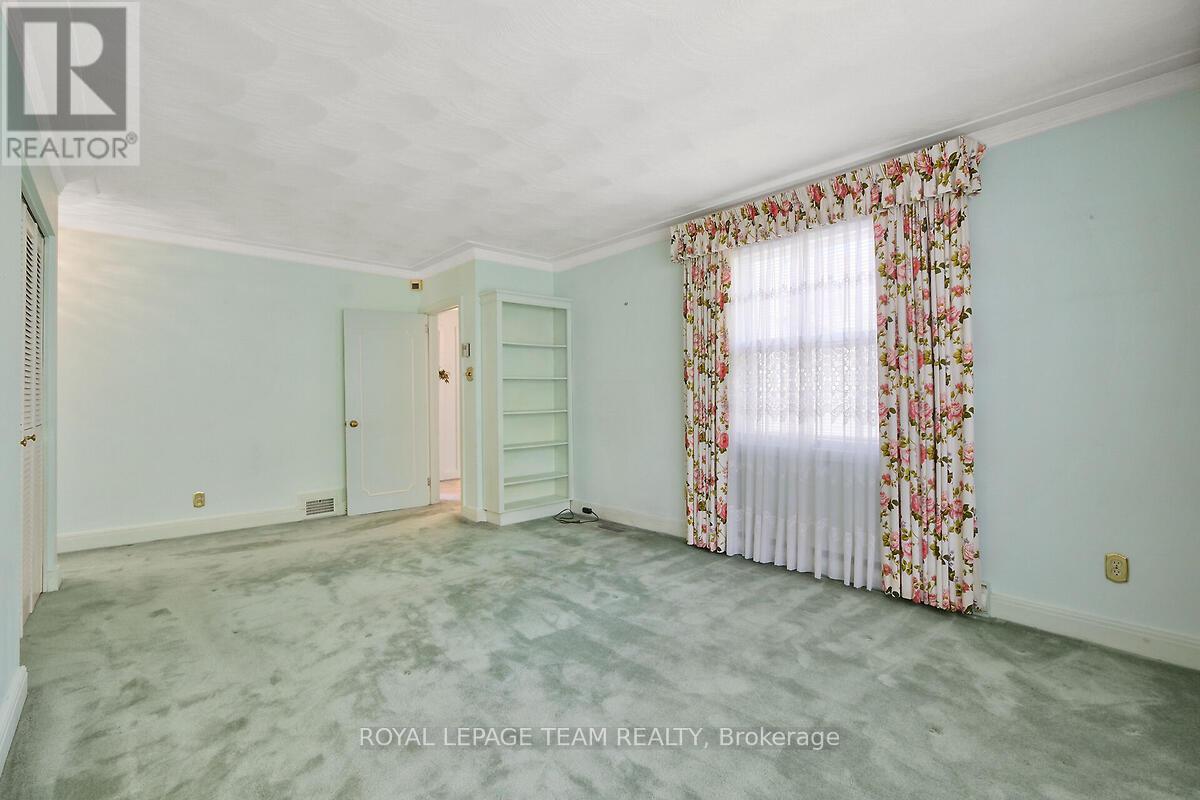 123 Ivy Crescent, Ottawa, Ontario  K1M 1Y1 - Photo 23 - X12398138