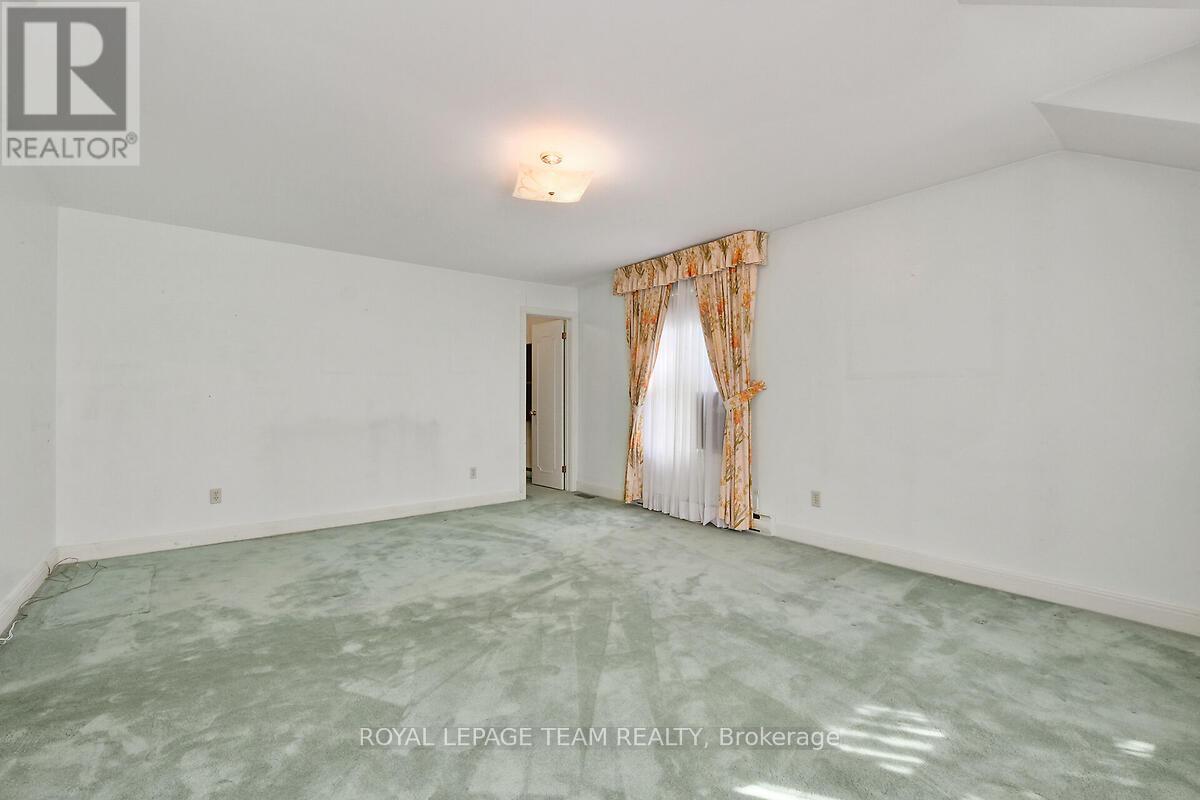 123 Ivy Crescent, Ottawa, Ontario  K1M 1Y1 - Photo 27 - X12398138