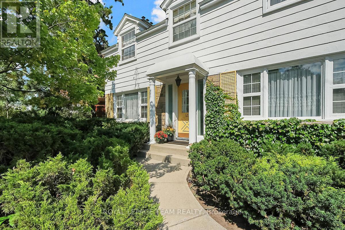 123 Ivy Crescent, Ottawa, Ontario  K1M 1Y1 - Photo 4 - X12398138