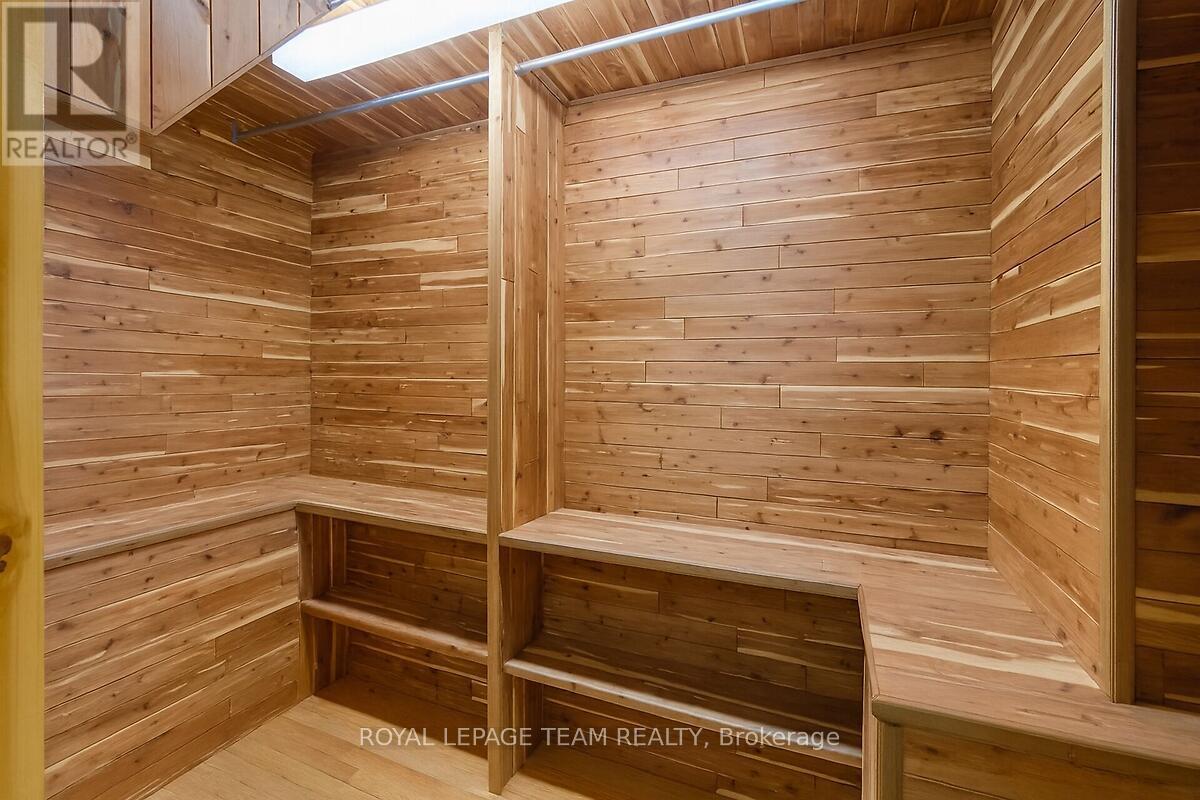 123 Ivy Crescent, Ottawa, Ontario  K1M 1Y1 - Photo 44 - X12398138