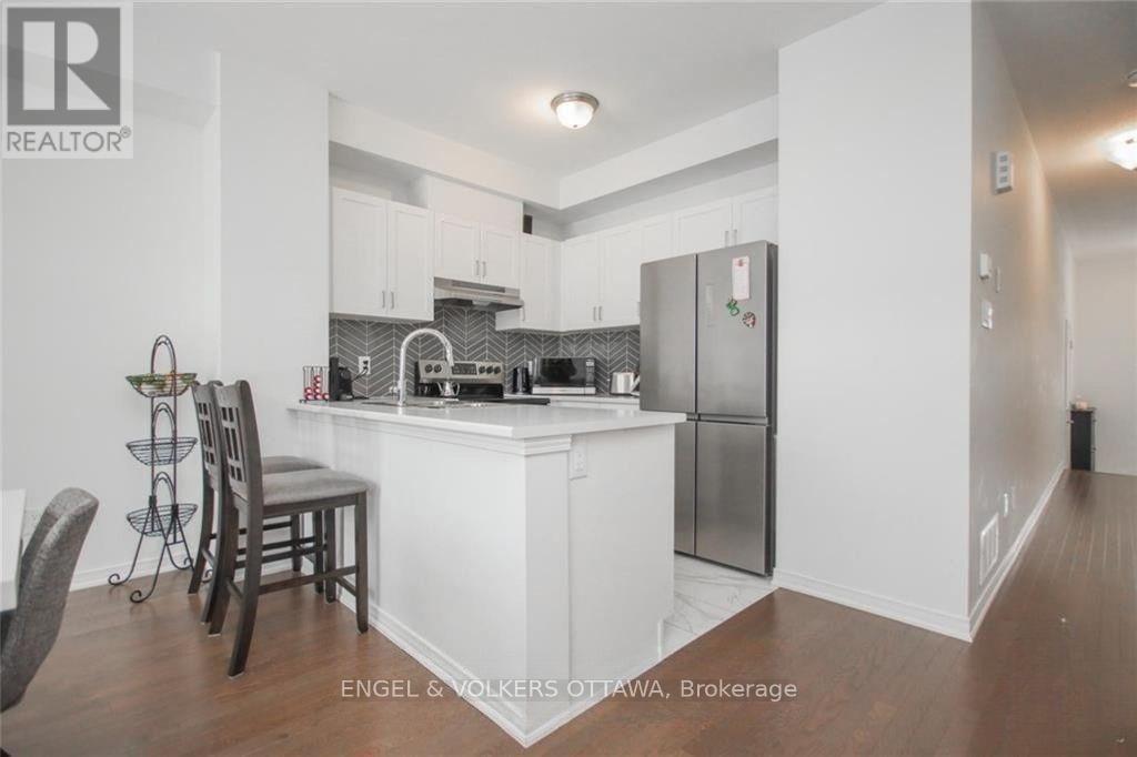 507 Tulip Tree Way, Ottawa, Ontario  K1W 0L8 - Photo 10 - X12398208