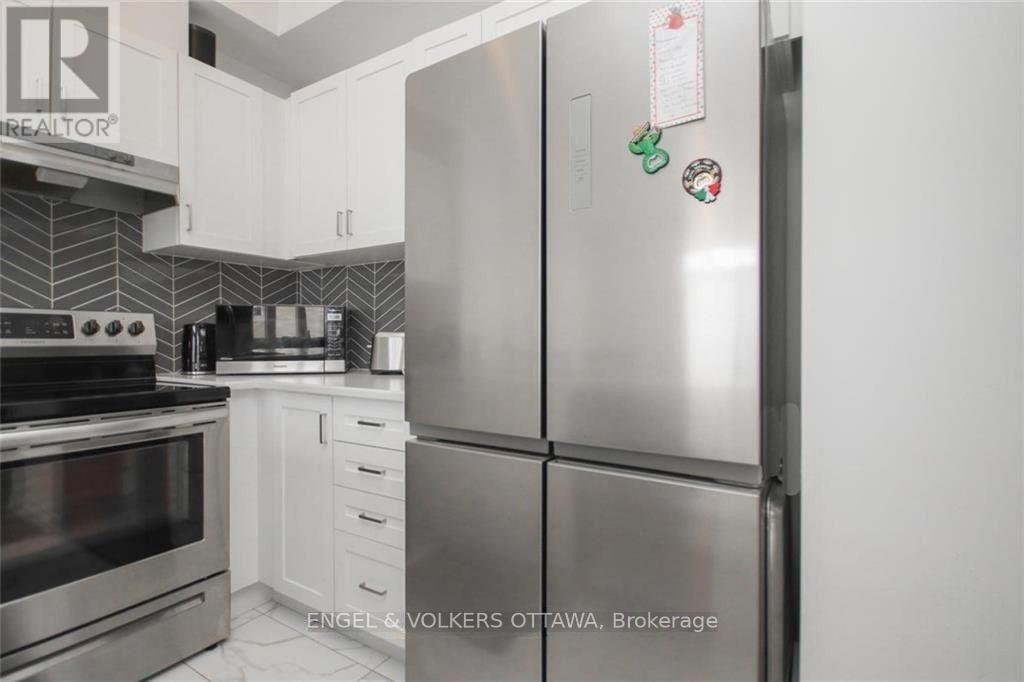 507 Tulip Tree Way, Ottawa, Ontario  K1W 0L8 - Photo 13 - X12398208