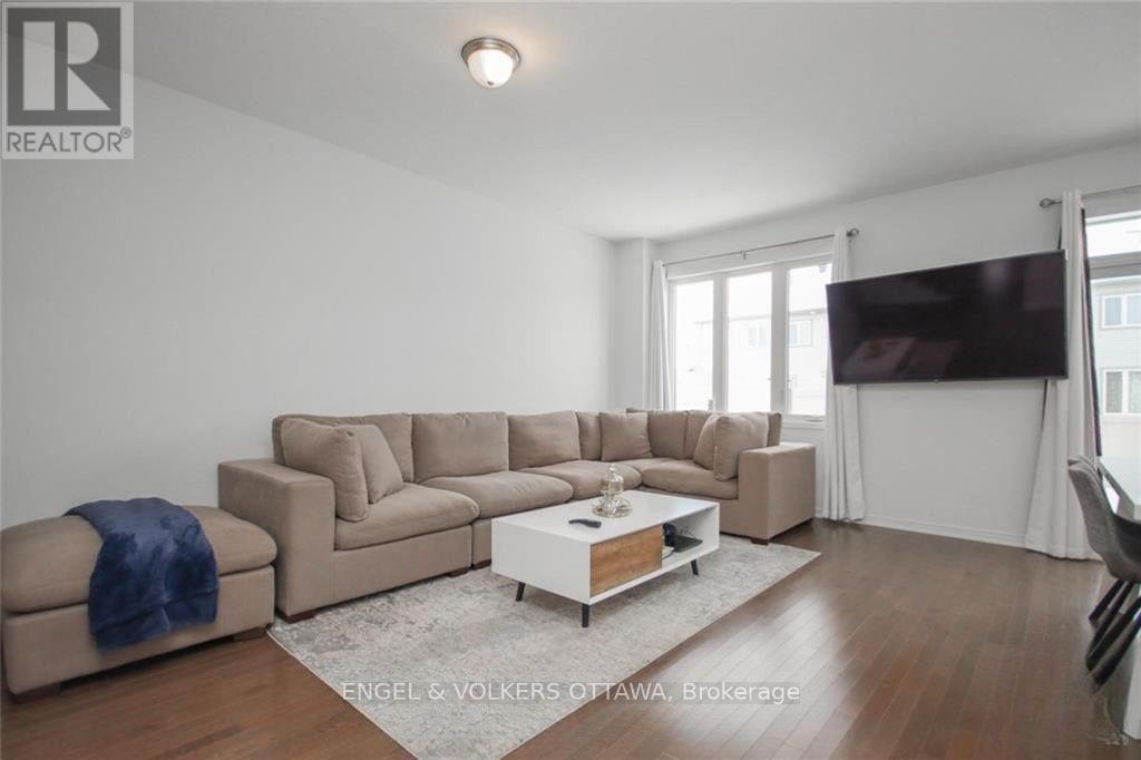 507 Tulip Tree Way, Ottawa, Ontario  K1W 0L8 - Photo 6 - X12398208