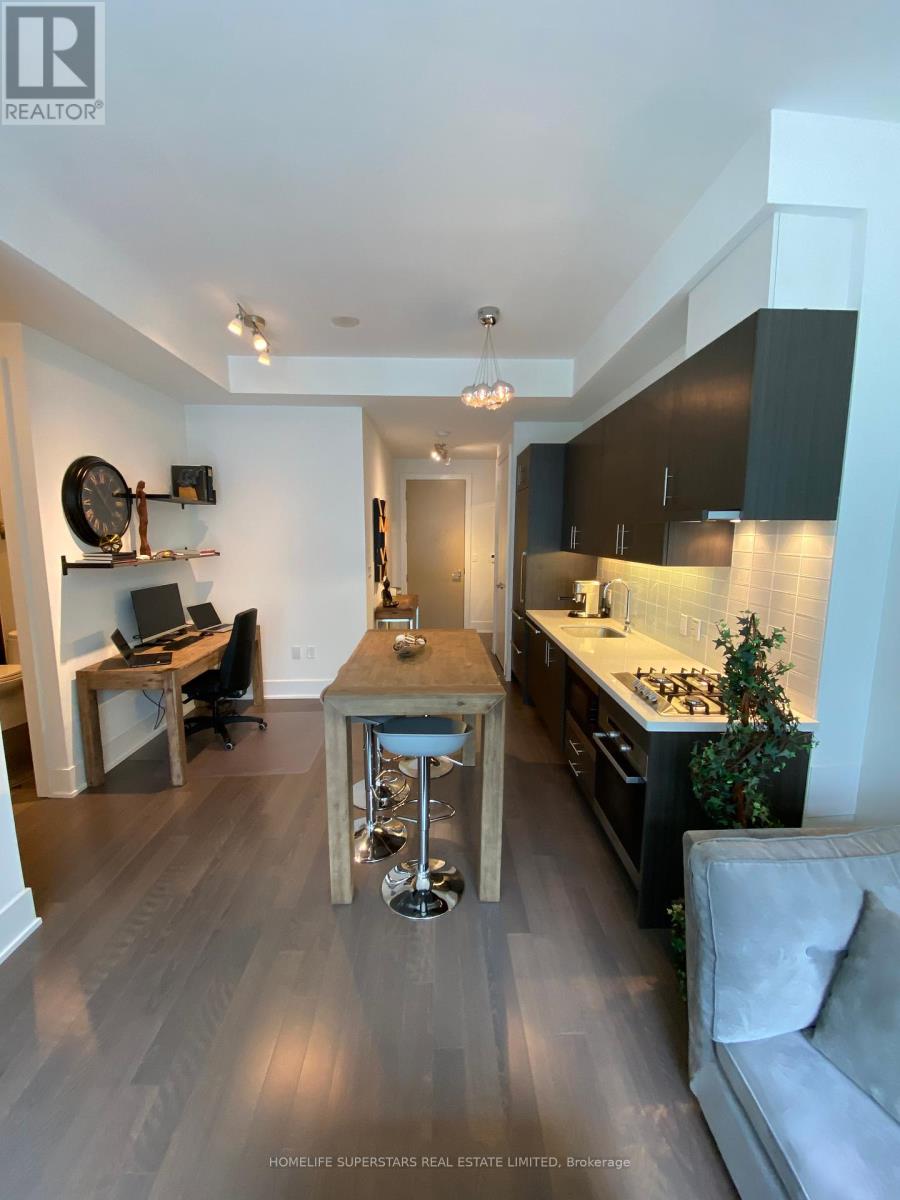 705 - 39 Queens Quay E, Toronto, Ontario  M5E 0A5 - Photo 8 - C12397965