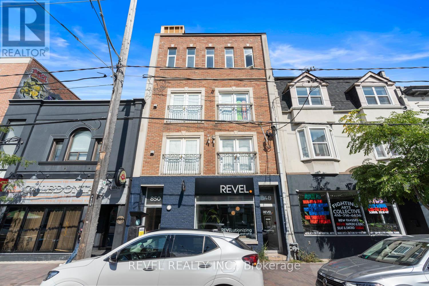 850 College Street, Toronto, Ontario  M6H 1A2 - Photo 1 - C12397967