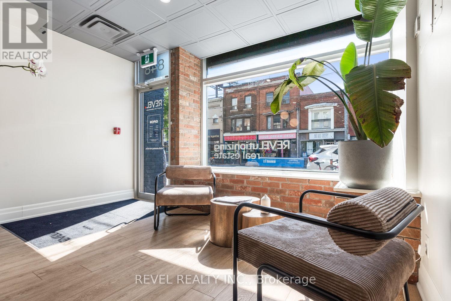 850 College Street, Toronto, Ontario  M6H 1A2 - Photo 2 - C12397967