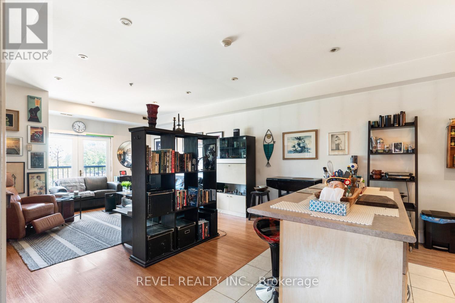 850 College Street, Toronto, Ontario  M6H 1A2 - Photo 20 - C12397967
